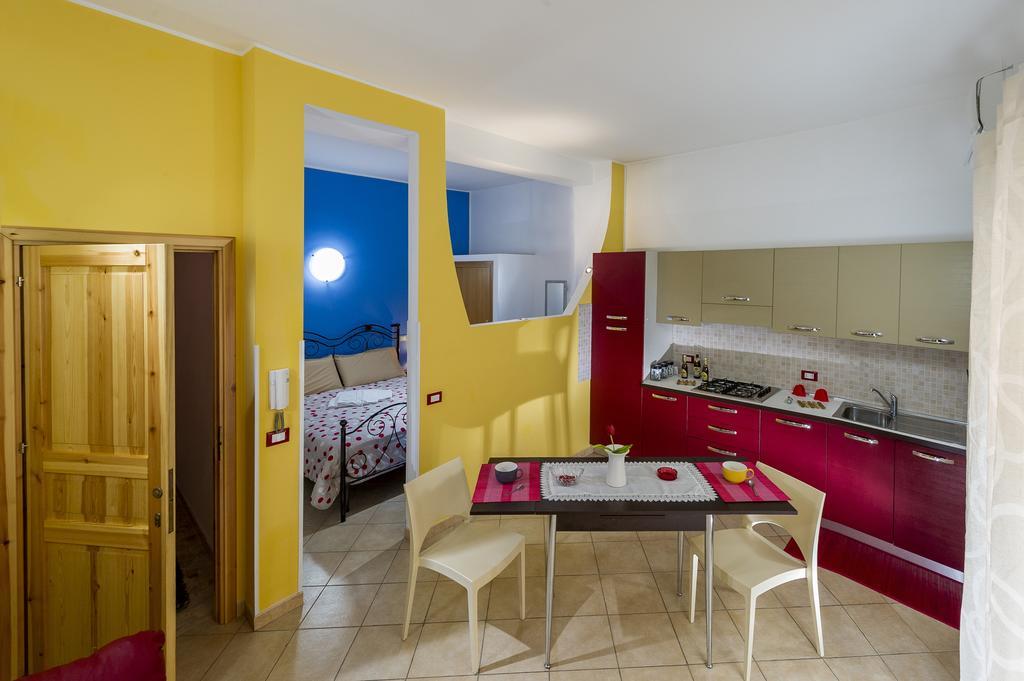 L'Accogliente Apartment Кастеламаре дел Голфо Екстериор снимка